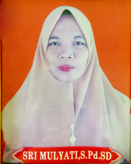 SRI MULYATI,S.Pd.SD 